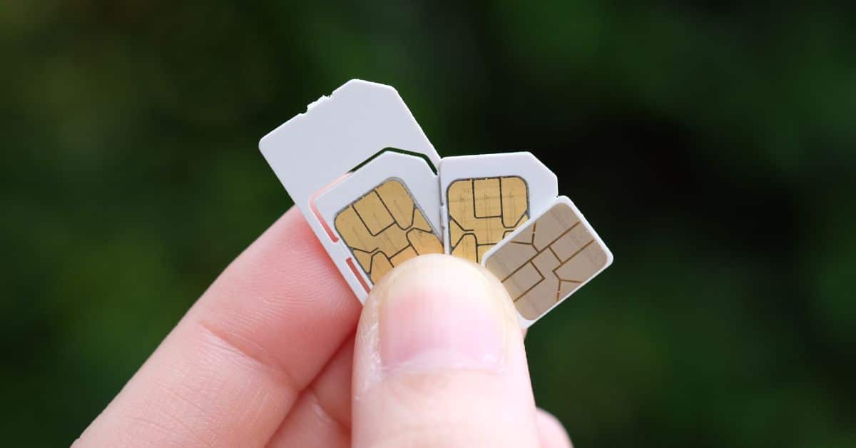 מדוע כדאי לרכוש  ESIM כשטסים לחו"ל?