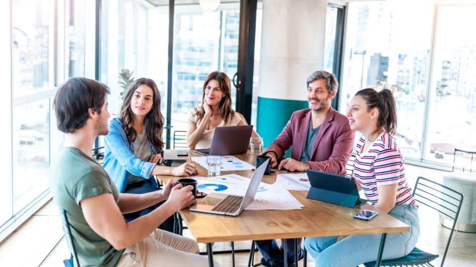 לגדול באופן טבעי: כיצד חברת קידום אורגני מטפחת הצלחה